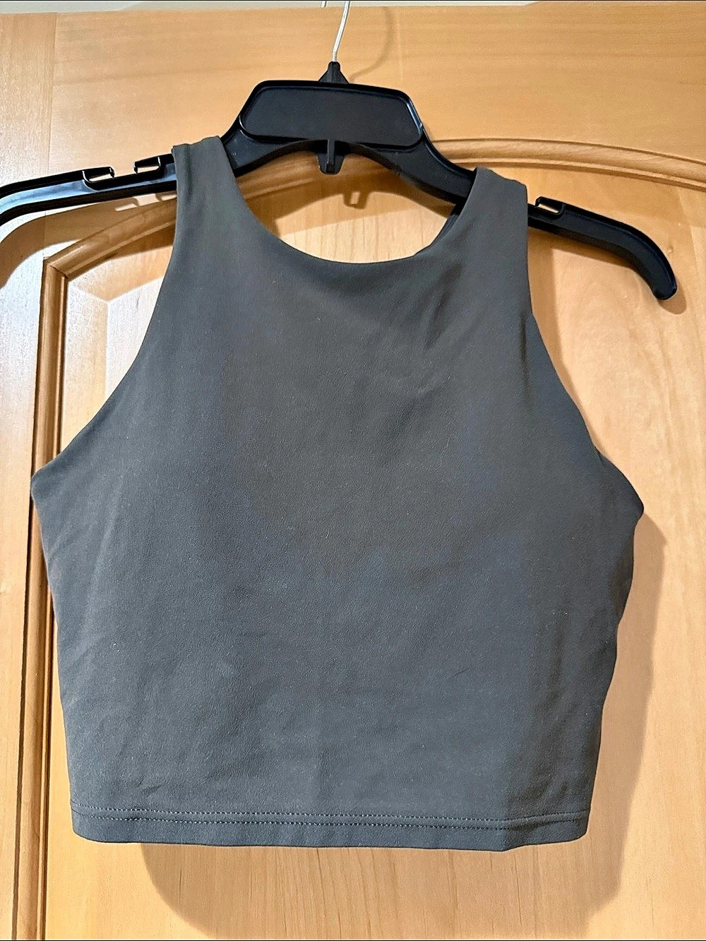 Athleta Conscious Crop Athletic Crop Top